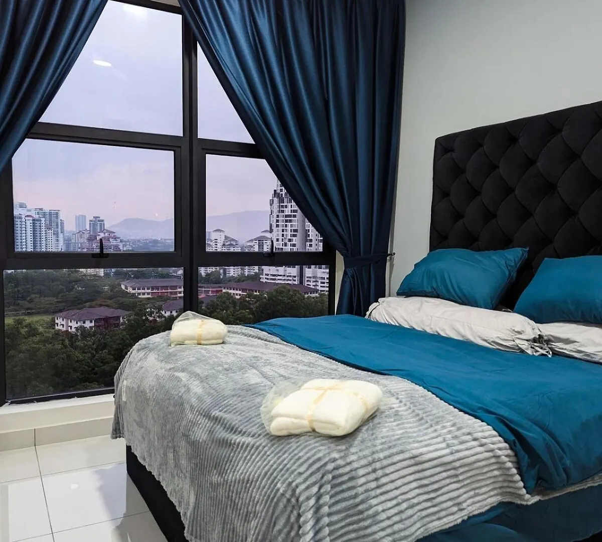 Modern Luxury 1-Bed Apartment Arte Mont Kiara Kuala Lumpur